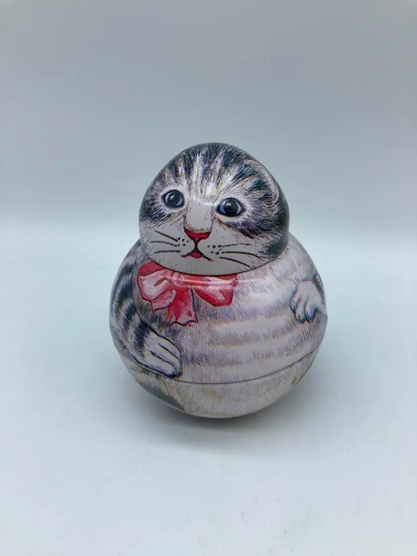 Kitty Cucumber Grey Cat Candy Roly-Poly Tin