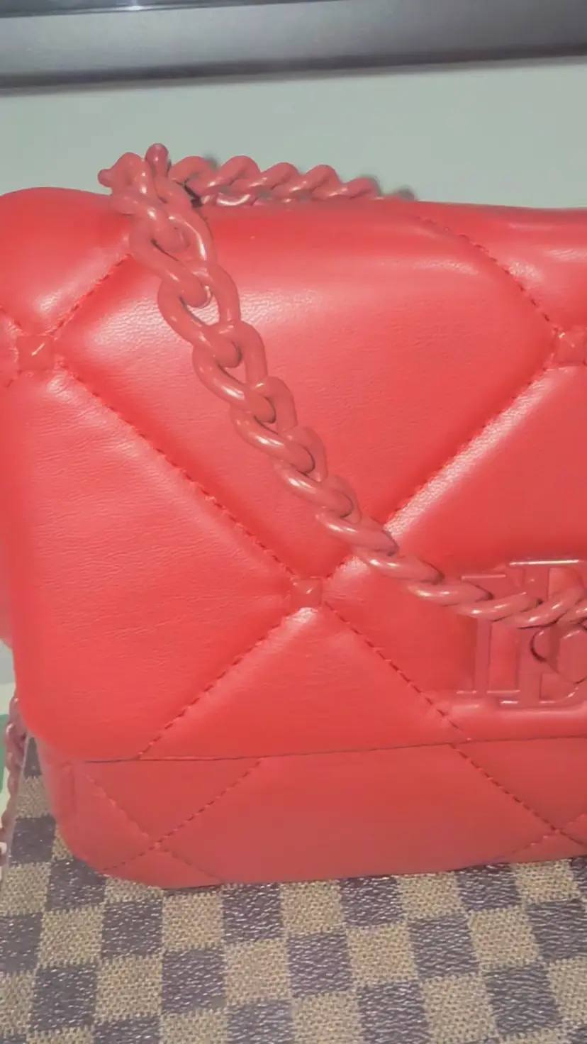 Badgley Mischka Red Shoulder Bag Chain Strap Adjustable New