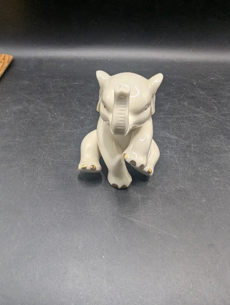 Vintage Lenox Elephant Ivory Porcelain With Gold Trim Animal Figurine 2.75" Tall