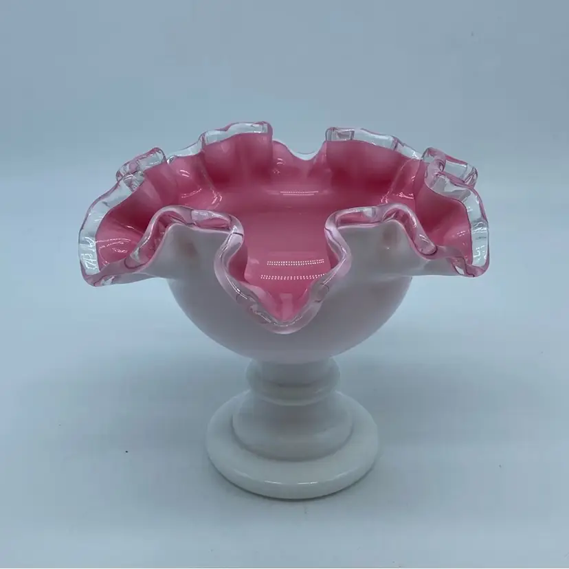 #0426 Fenton Glass Peach Crest ruffled pedestal bowl.