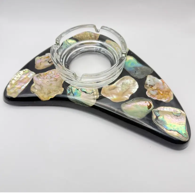 MCM Boomerang Abalone Shells In Black Lucite Ashtray Vintage 1960’s Read