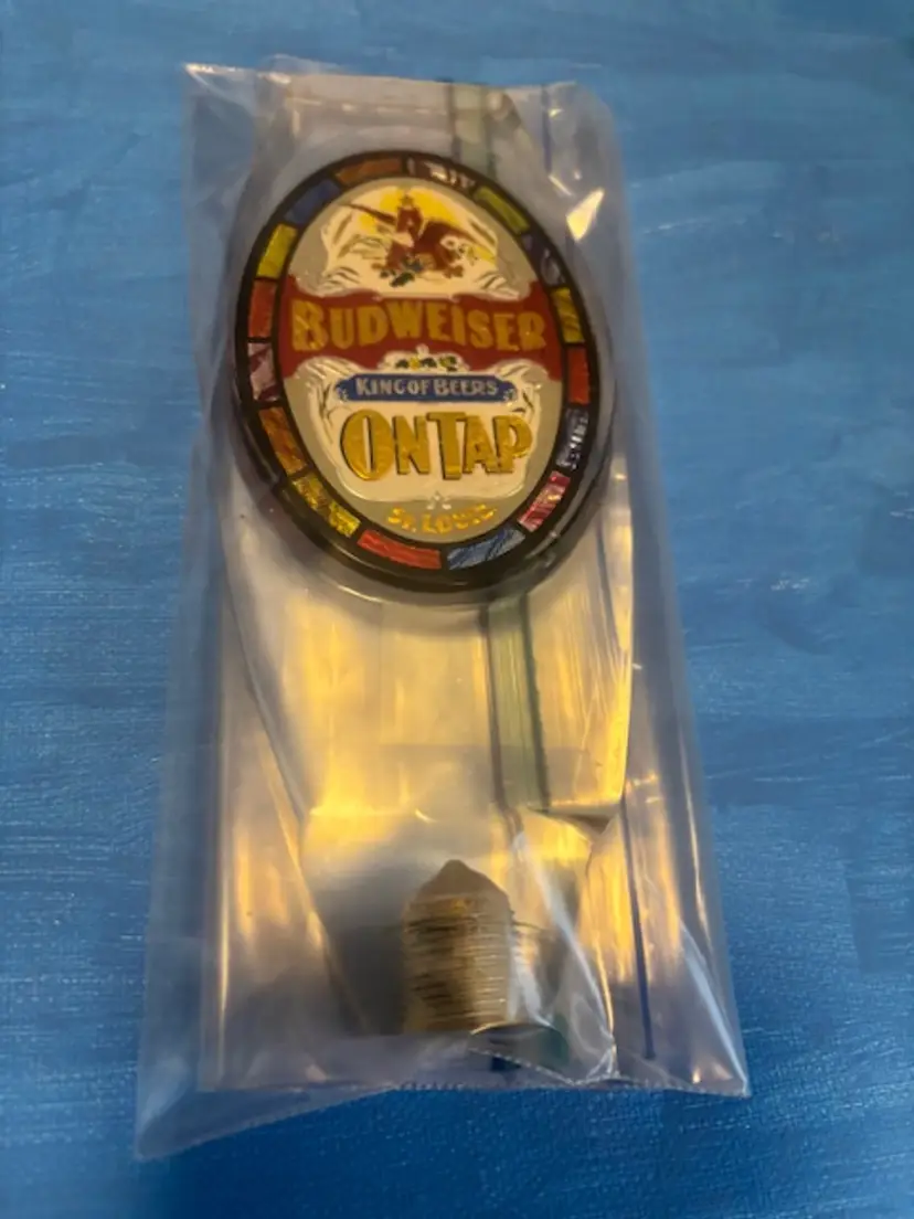 Budweiser Beer Tap Handle - Pretty!