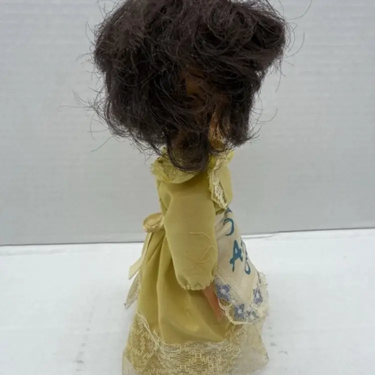 Vintage Doll Yellow Dress Side Glancing Eyes I Love Atlanta 8” Tall