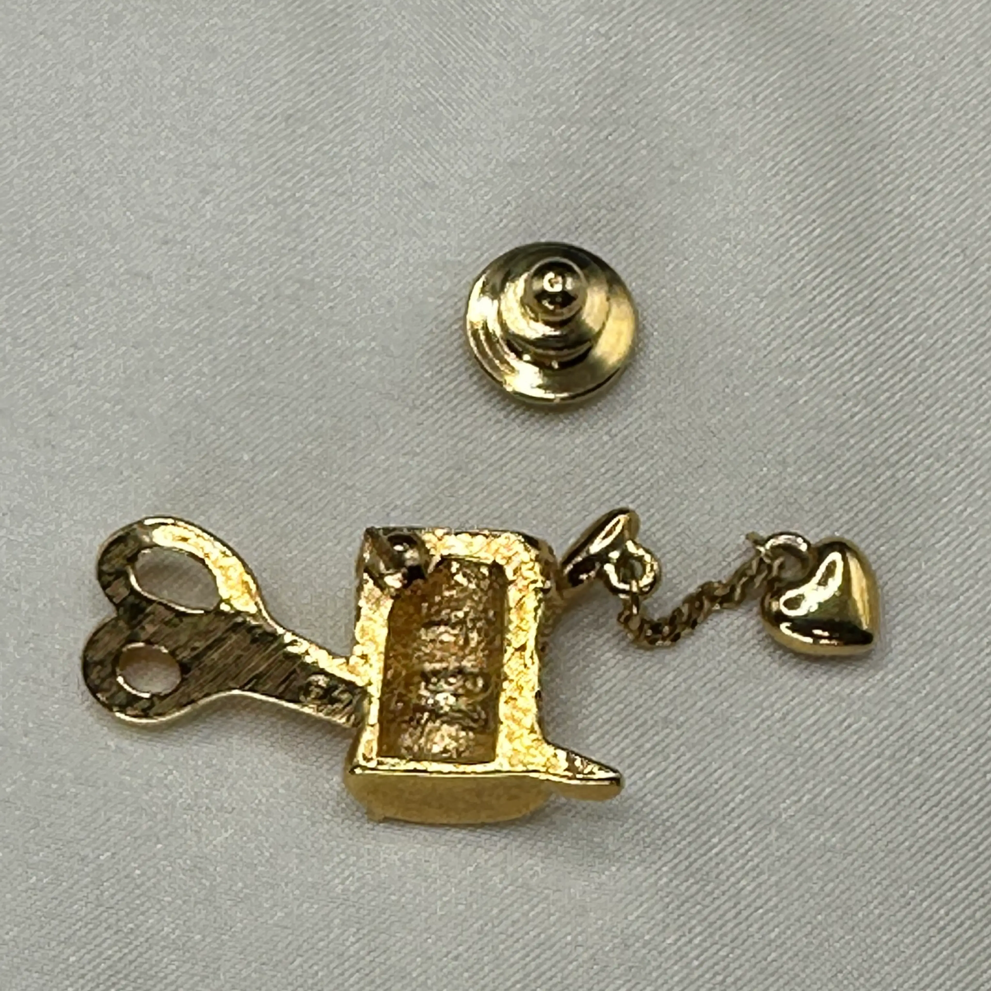 Image 2 of 2