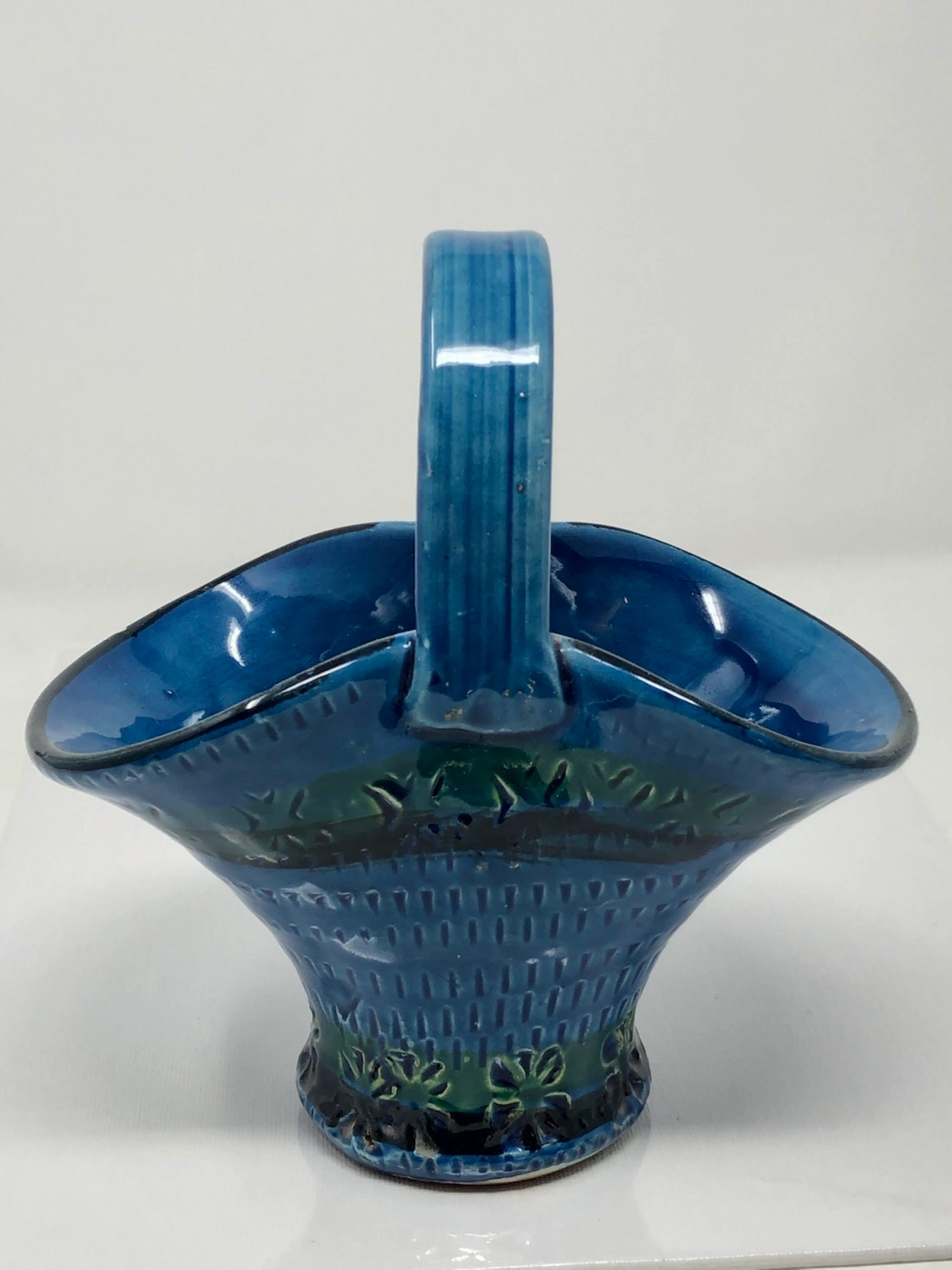 Image 1 of 8