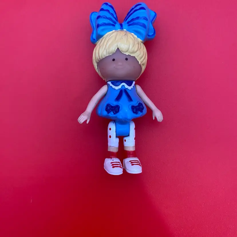 Silverlit Bonnie Series Vintage 3" Toy Figure - Blue Dress & Bow - Blonde