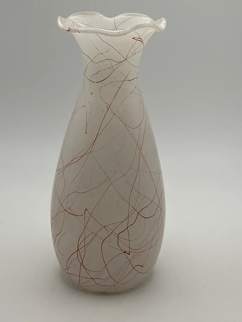 Vintage MCM Hazel Atlas White Scalloped Top Red Spaghetti Spun Vase