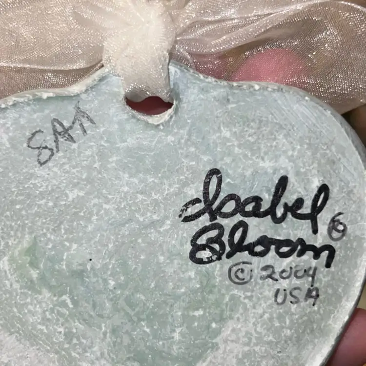 Isabel Bloom Heart Forget Me Not Stone Ornament 3.5”