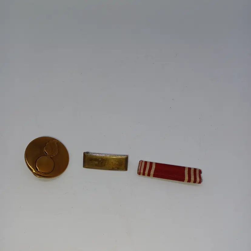 Vintage WWII US Military Army Pins insignia set of 3
