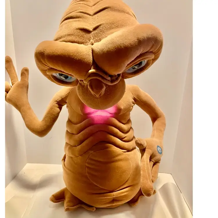 E.T. The Extraterrestrial 24" Tall Talking & Light Up Plush Figure Tested Works