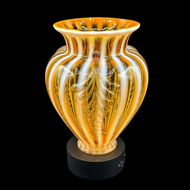 Fenton Gold Autumn Opalescent Feather Relief Optic Vase 9”H 7”D Stamped No Noted Flaws