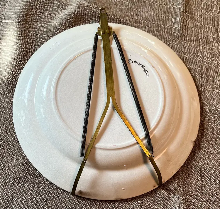 Rare Antique Welsh Rabbit Plate Ye Olde English