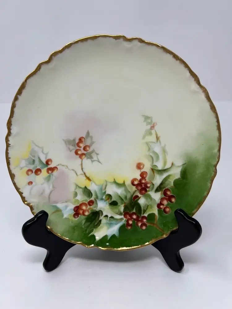 Haviland French Limoges Christmas Holly & Red Berries w/ Gold Cabinet Wall Plate