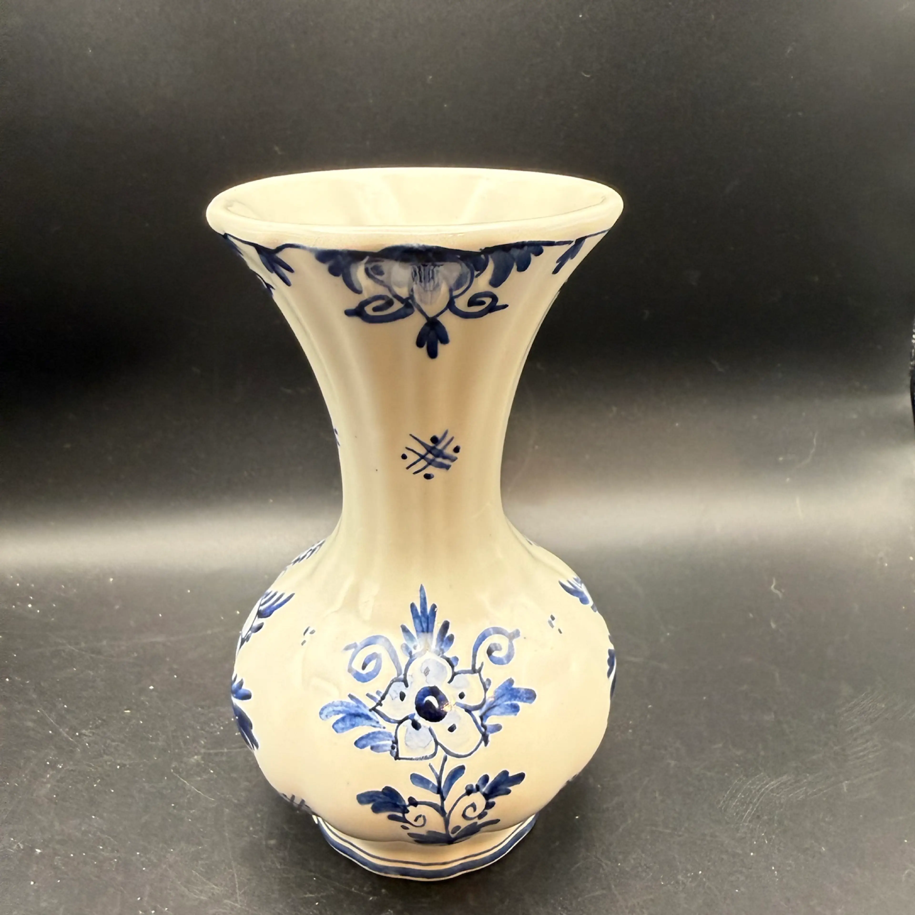Image 3 of 6