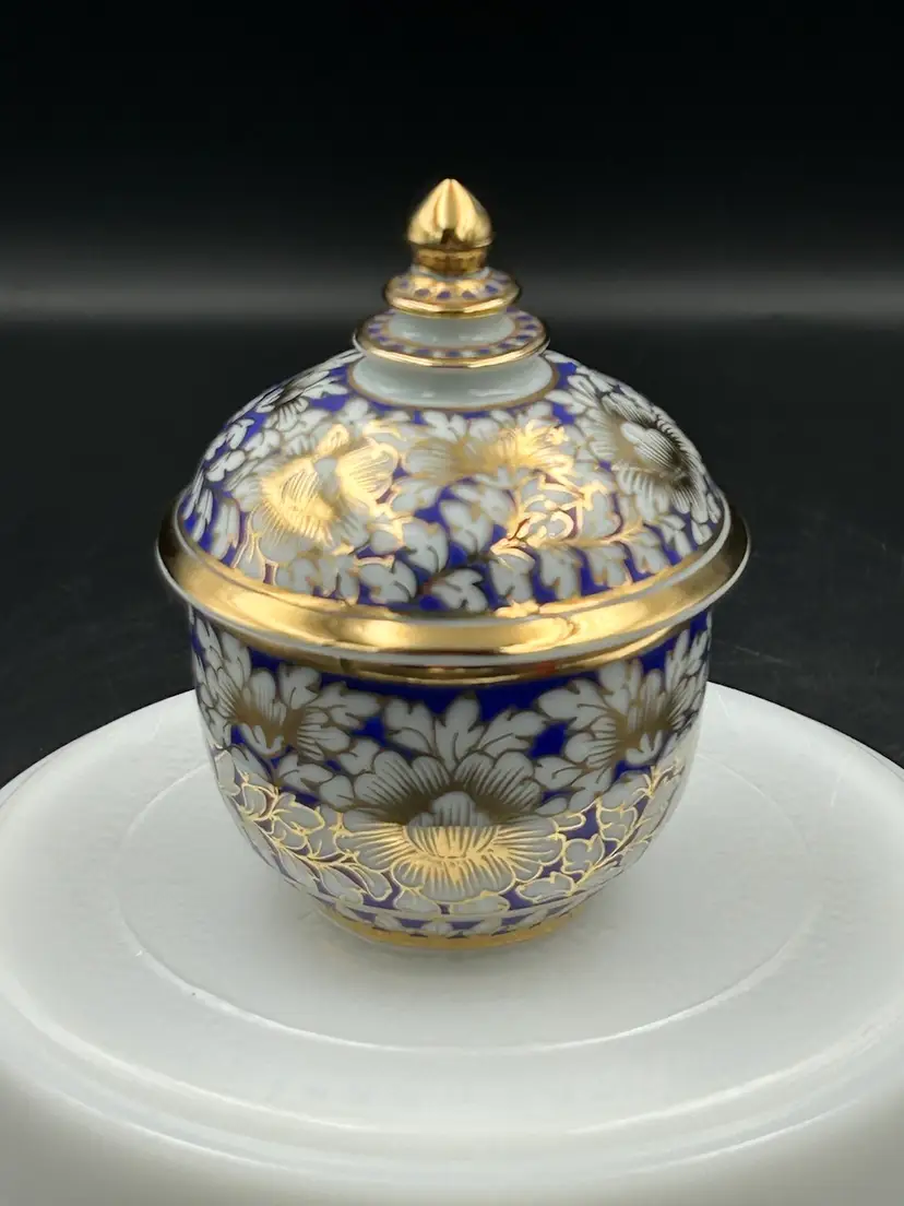 Vintage Thai Benjarong Porcelain Small Lidded Tea Jar, Blue And Gold Pattern