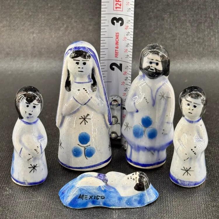 Miniature Mexican Tonala Family Trinket Shelf Figurines