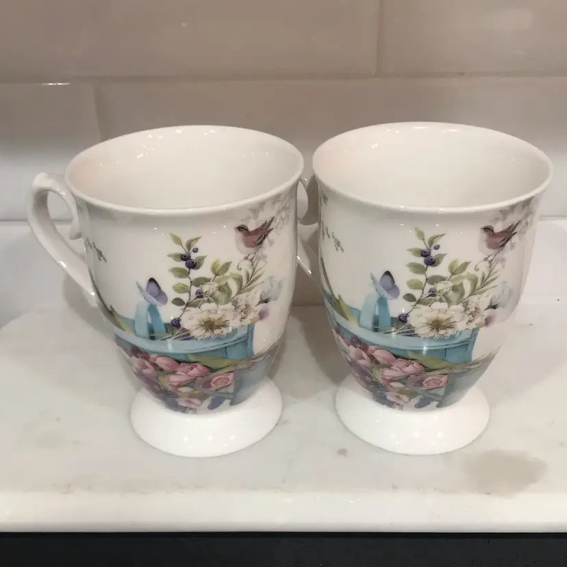 English Home Mugs Spring Motif Birds Butterfly And Flowers