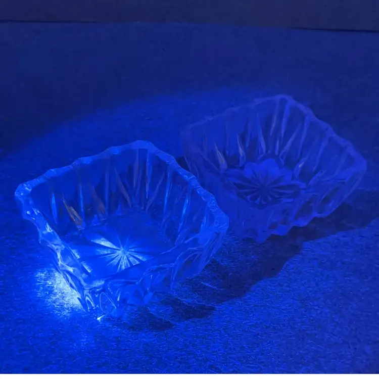 POW3 VTG Clear Cut Glass Salt Cellar Pair with Starburst Pattern 2”