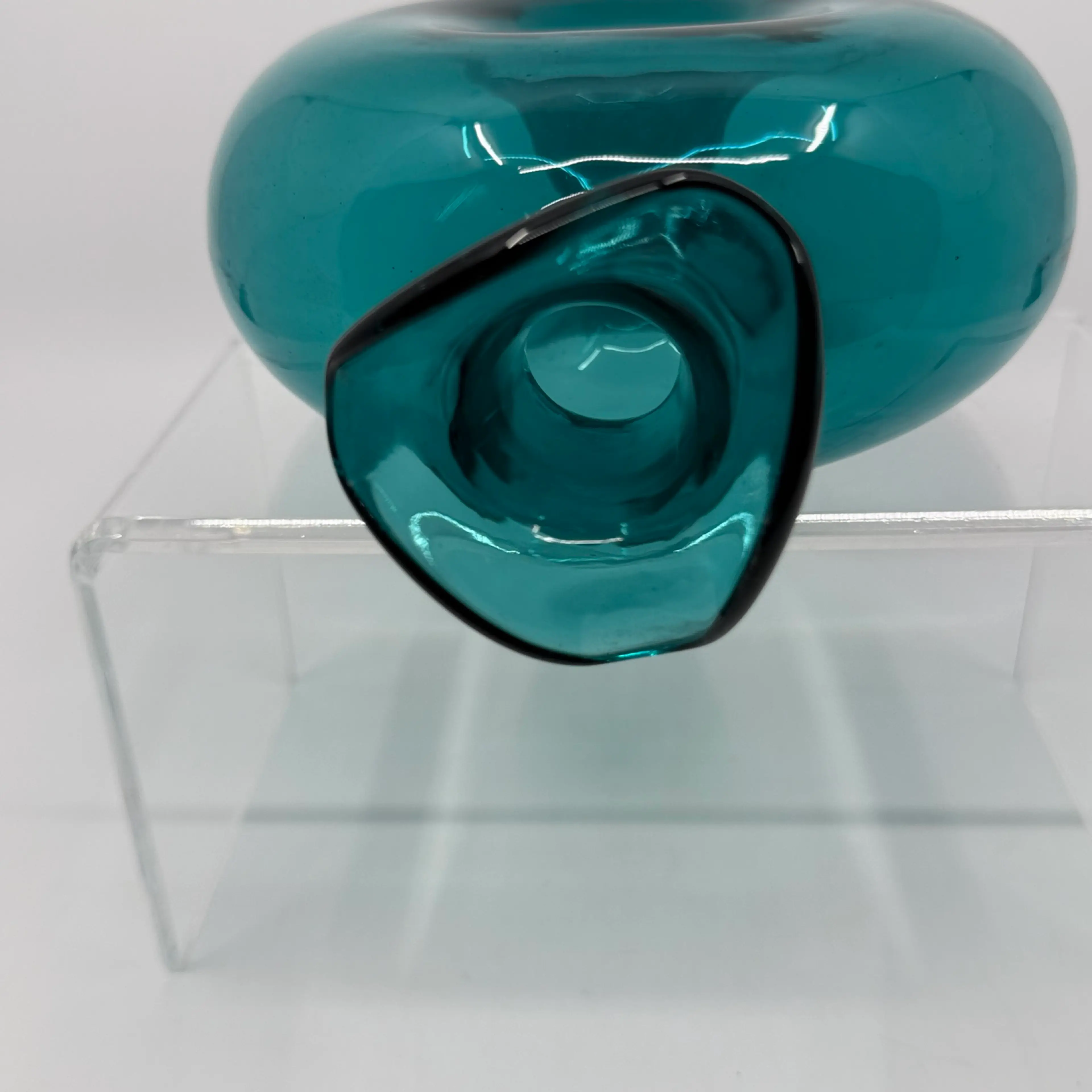 Image 4 of 6
