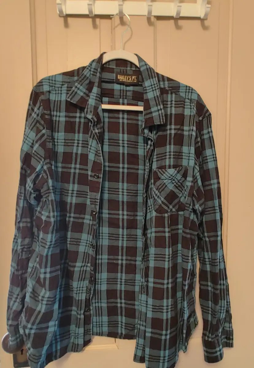 Top- Brand: Bailey's PT. Size XL. Blue & navy flannel top. 100% cotton. No callouts.
