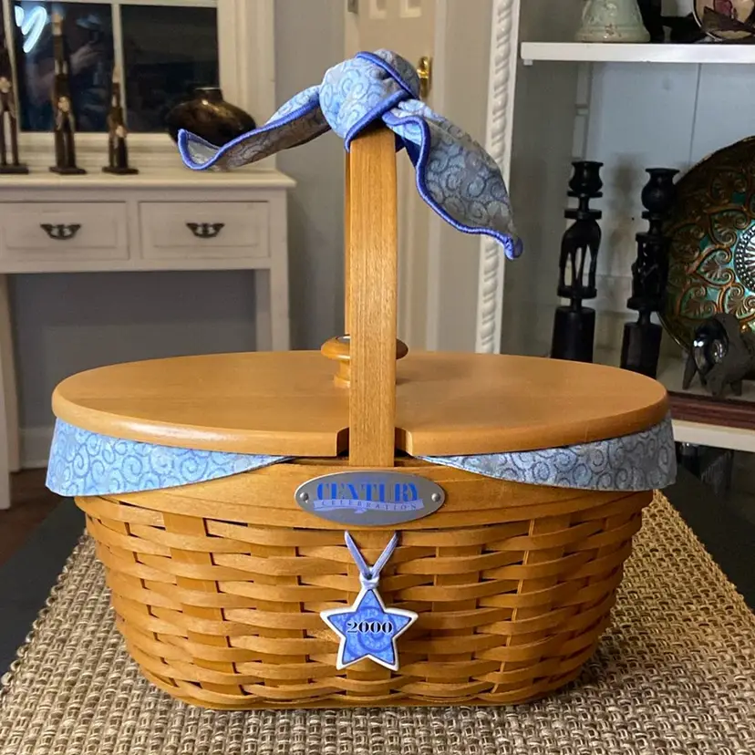 Vintage 2000 Longaberger Century Celebration Basket w/Lid Protector Liner, Tie On And Hanger
