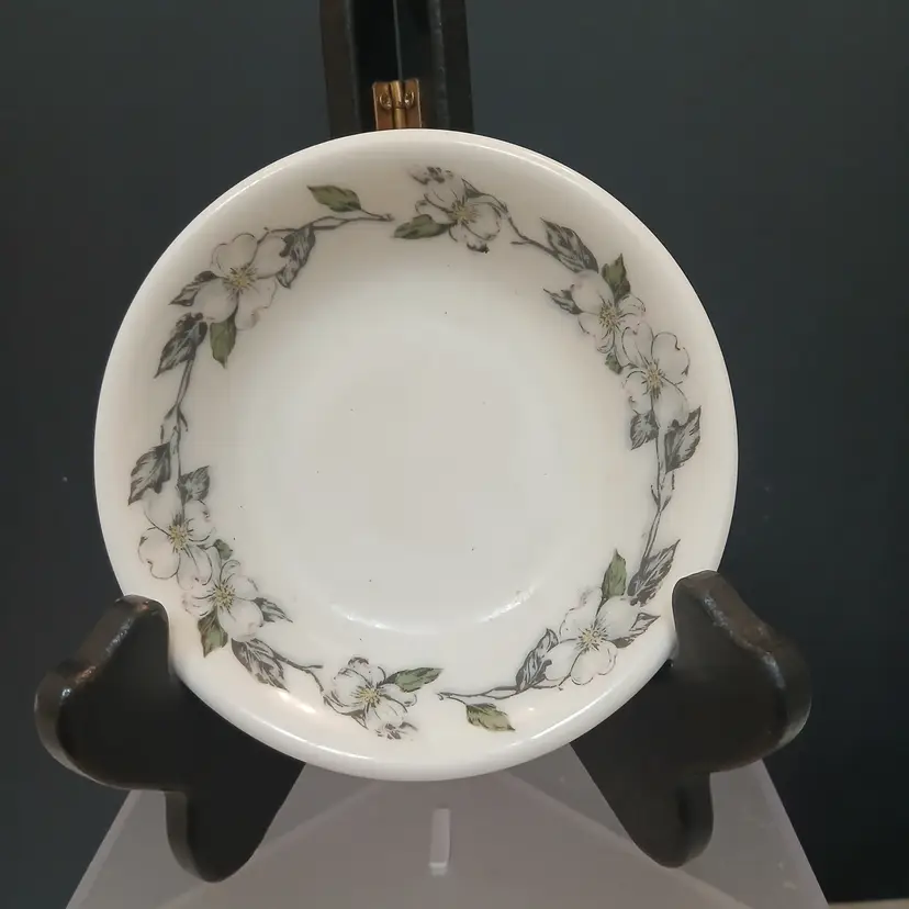 Northern Dogwood Railroad Ware - Ironstone dessert bowls - set of 7 - 5" dia