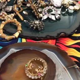 #52 - Peacock Jewels