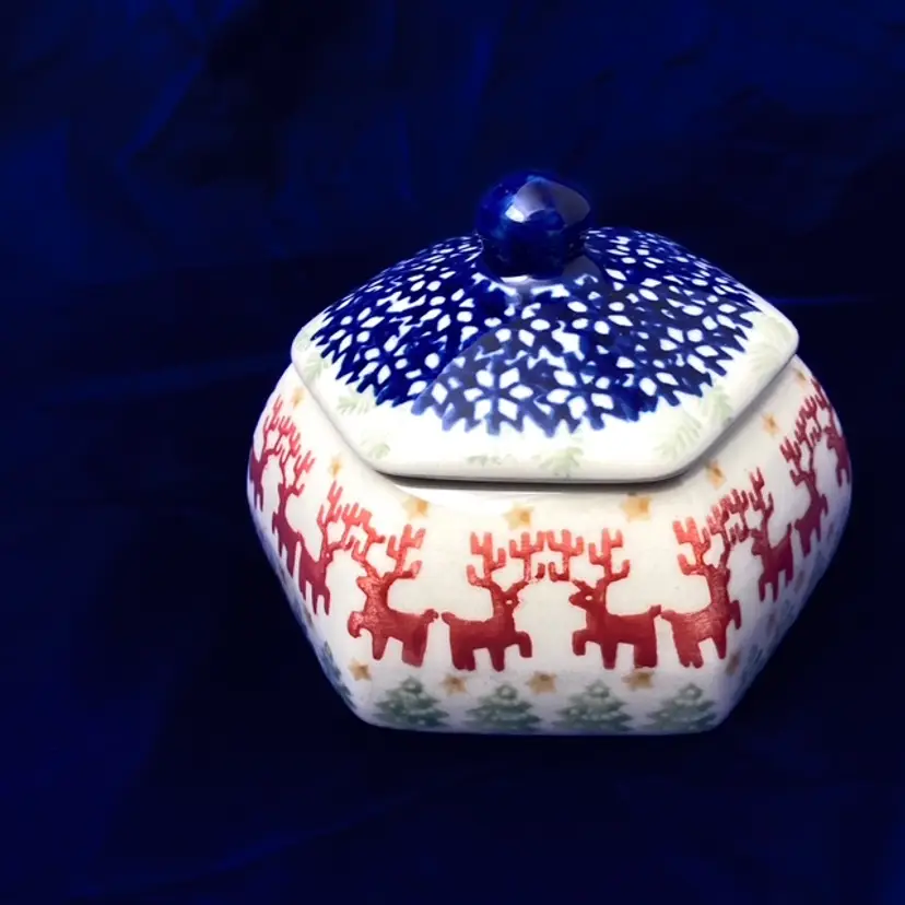 Polish Pottery Prancing Reindeer Hexagon trinket box with lid handcrafted