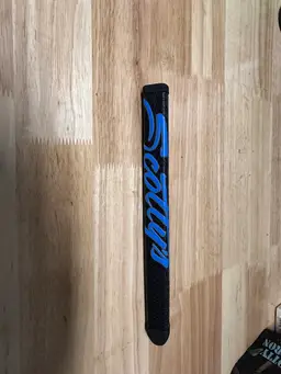 New Scotty Cameron Custom Shop Mid Size Paddle Grip