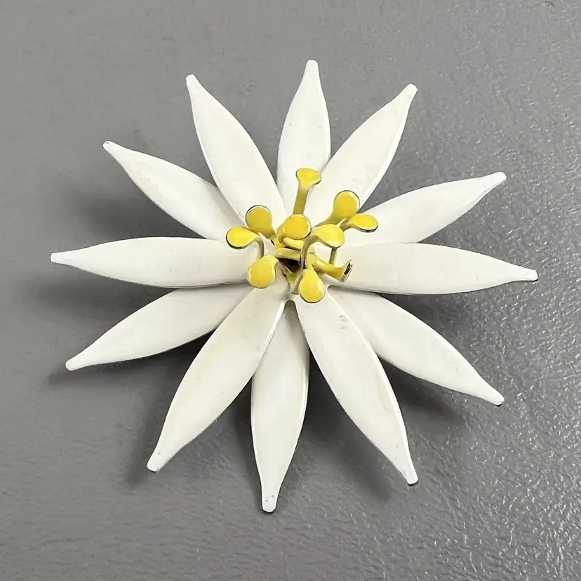 Vintage White Enamel Flower Brooch Pin Rotating Petals Yellow Center Kinetic Style Floral 2.75" Retro
