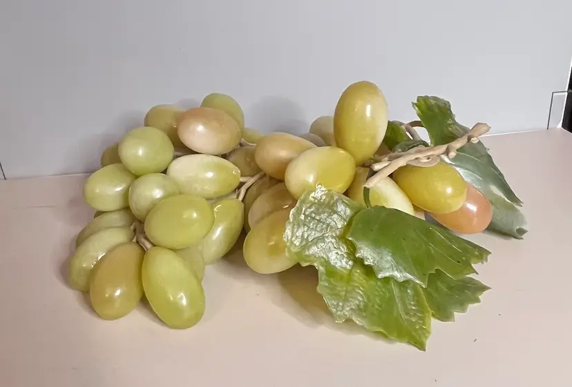 Very Nice Vintage Rubber Plastic Green Grapes 12”