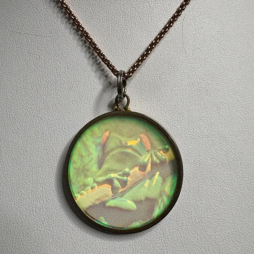 Vintage Hologram Necklace 3D Uv Pendant Frog