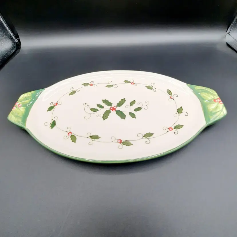 Temptations Christmas Holly Cardinal Holiday Handled Tray