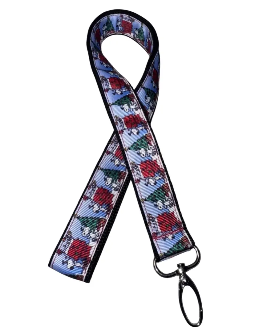 Keychain Lanyard Key Holder Snoopy Peanuts Christmas Holiday NEW Handmade 19.5”