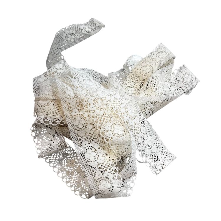 003 Vintage Lace Approx 5 Yards