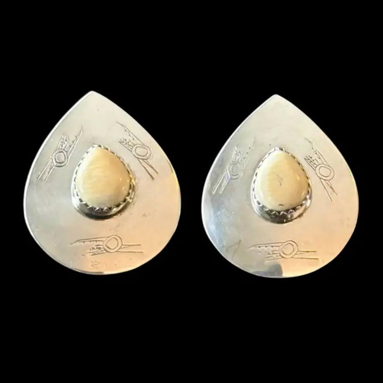 Vintage Southwest Sterling Silver Bird Stamp Design Earrings