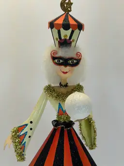 Pier 1 Imports Le Cirque Enchanted Halloween Fortune Teller Metal Figurine