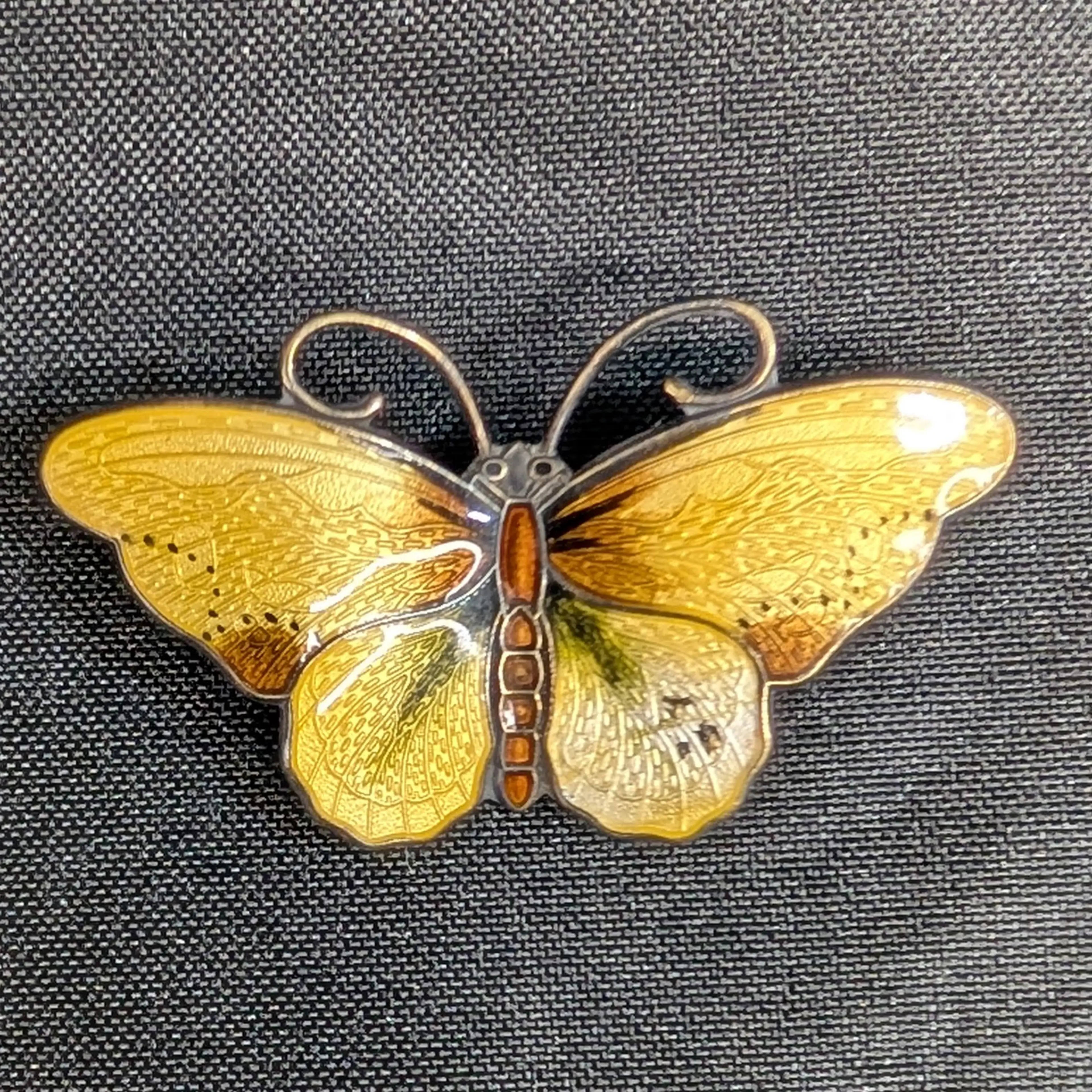 Image 4 of 12
