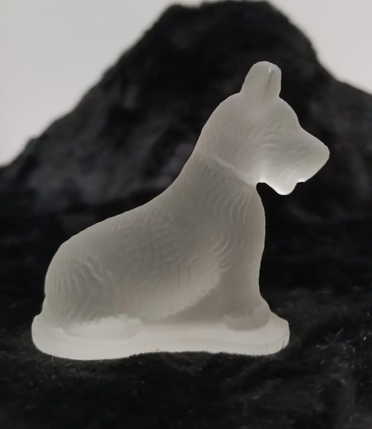 Frosted Glass Scottie Dog Figurine