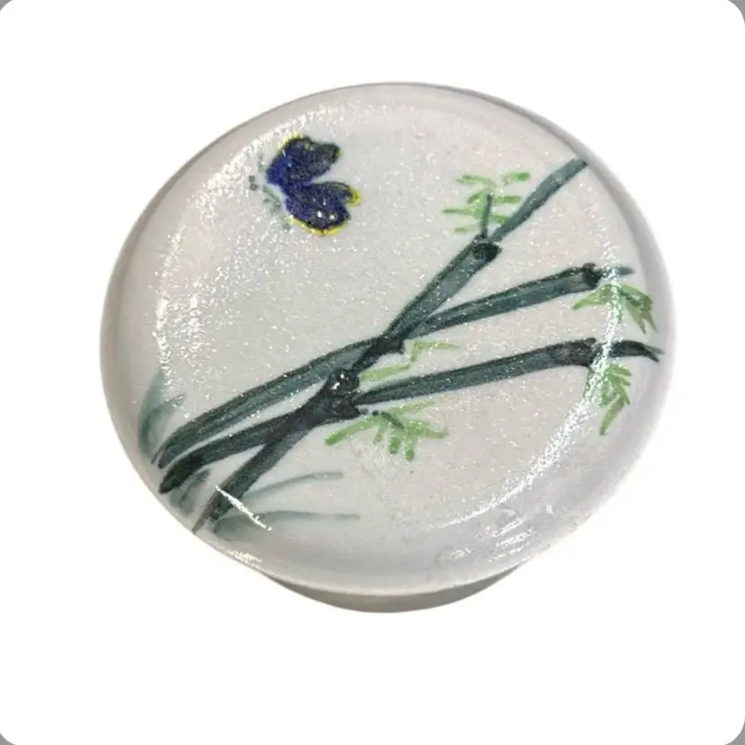Vintage Pottery Butterbell signed at bottom