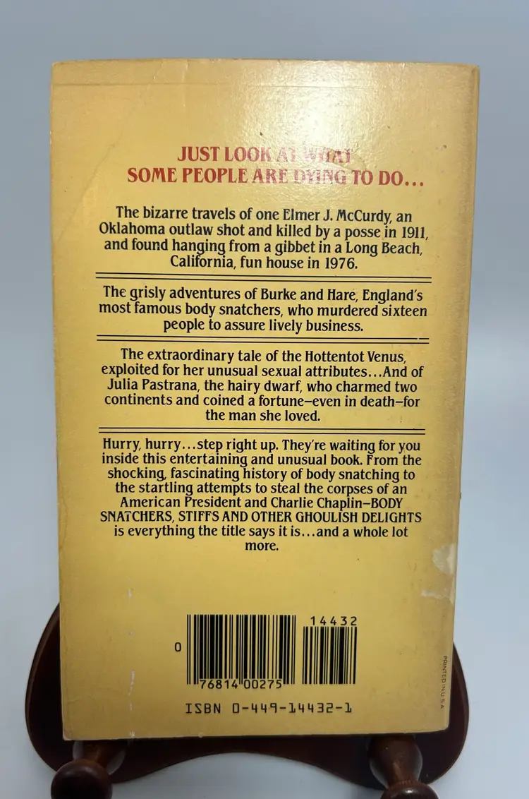 Vintage 'Body Snatchers; Stiffs and Ghoulish Delights' By Keith Frederick Drimmer Paperback Book 1981 Fawcett Gold Medal