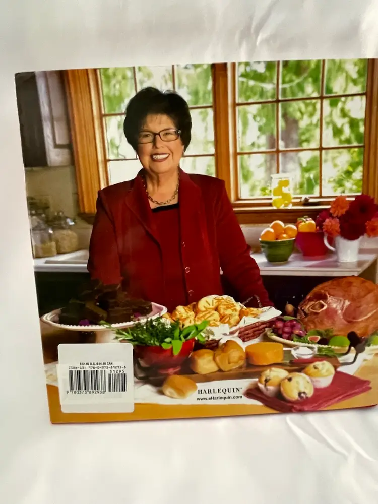 Debbie Macombers Cedar Cove Cookbook