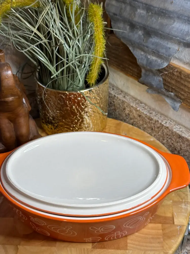Blue Harbor Pumpkin Casserole Dish with Lid | Fall Bakeware | Autumn Kitchen Decor | Orange Stoneware Dish