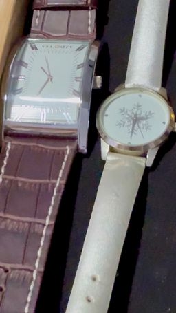 Mixed Lot Vintage to Contempo Watches *CRAFT AND WEARABLE*