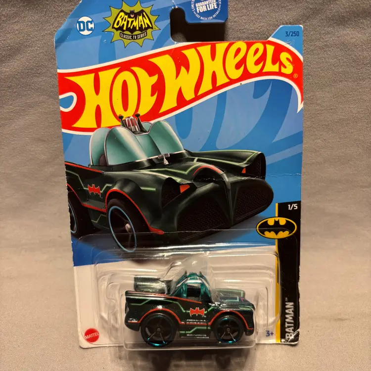 Lot of 5 Hot Wheels Batman Inspired Diecast 1/64 NIB