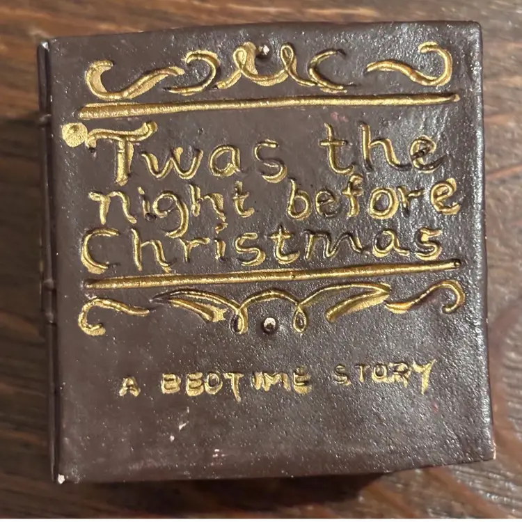 Vintage Hidden Scene Inside Midwest Cannon Falls “Twas The Night Before Christmas” Book 2”x 2”