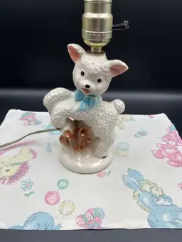 Vintage Leviton Baby Lamb Ceramic Nursery Lamp