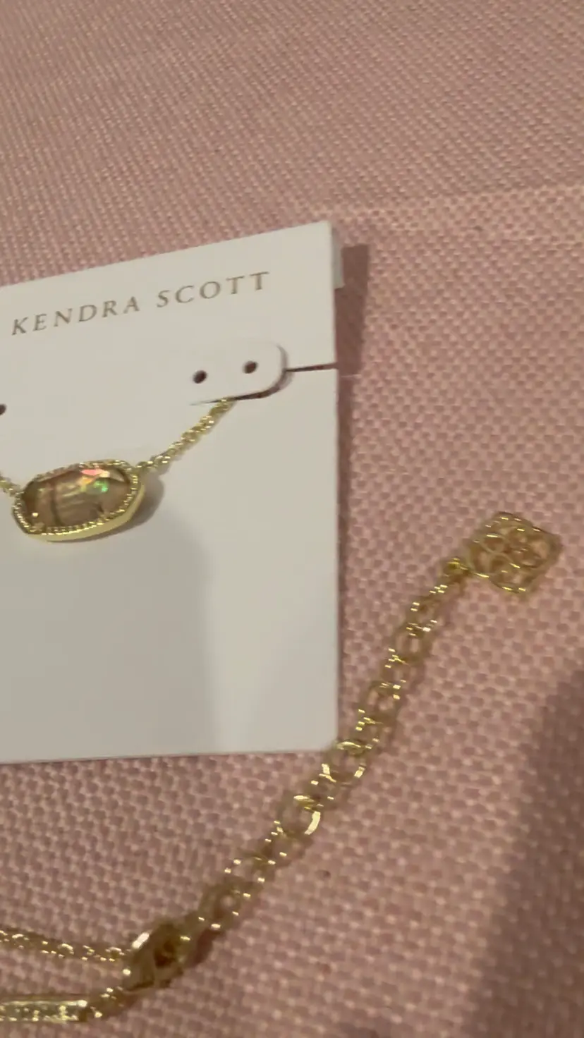 Kendra Scott Elise Necklace Gold Tone Pendant