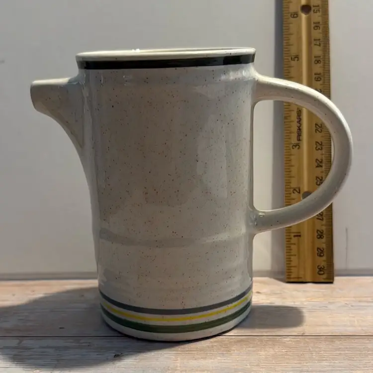 Aron Stone Shannon Irish Creamer Made In Greenwich Ireland 5 Inches Tall