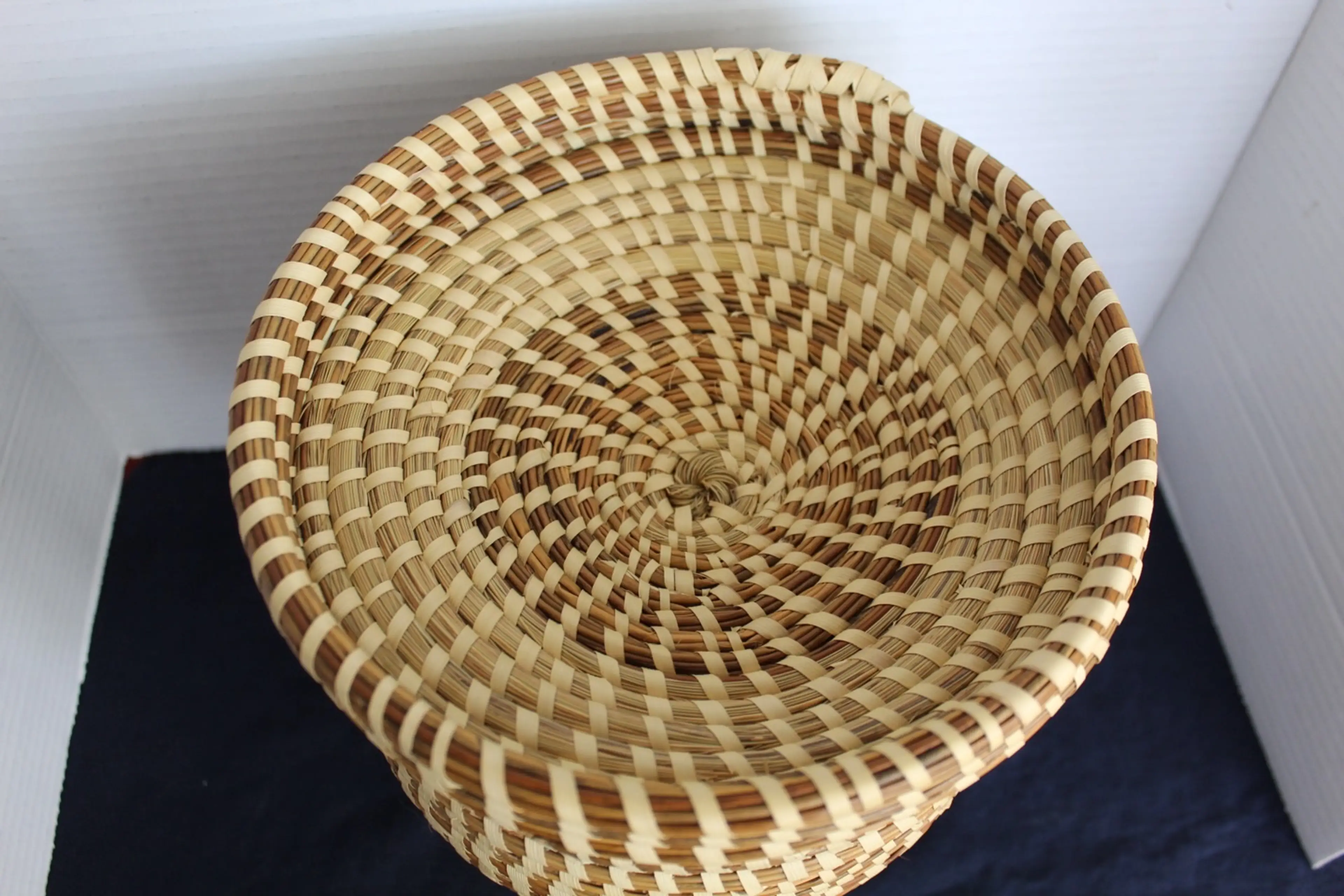 Image 4 of 8